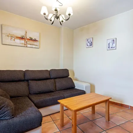 Delightful In With Fireplace Gúdar