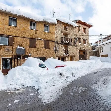 Delightful In With Fireplace Apartament Gúdar