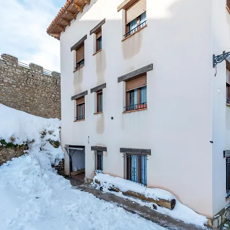 Apartament Delightful In With Fireplace